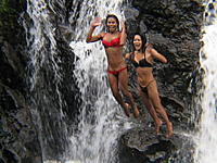 paeng_and_om_sarika_waterfall_2_184.jpg