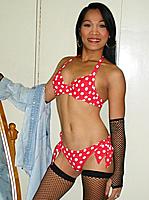 bulge_alexis1derful_filipina_ecs110129112a.jpg