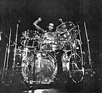 floyd-sneed-clear-drums.jpg