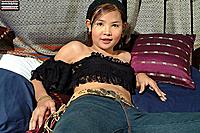 jeans_bee_classic_2-9-2003_content_014.jpg