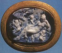 Hermaphroditus_and_Erotes._Onyx._1st_century_B.C..jpg