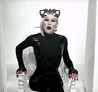 Sharon-Needles-07.jpg